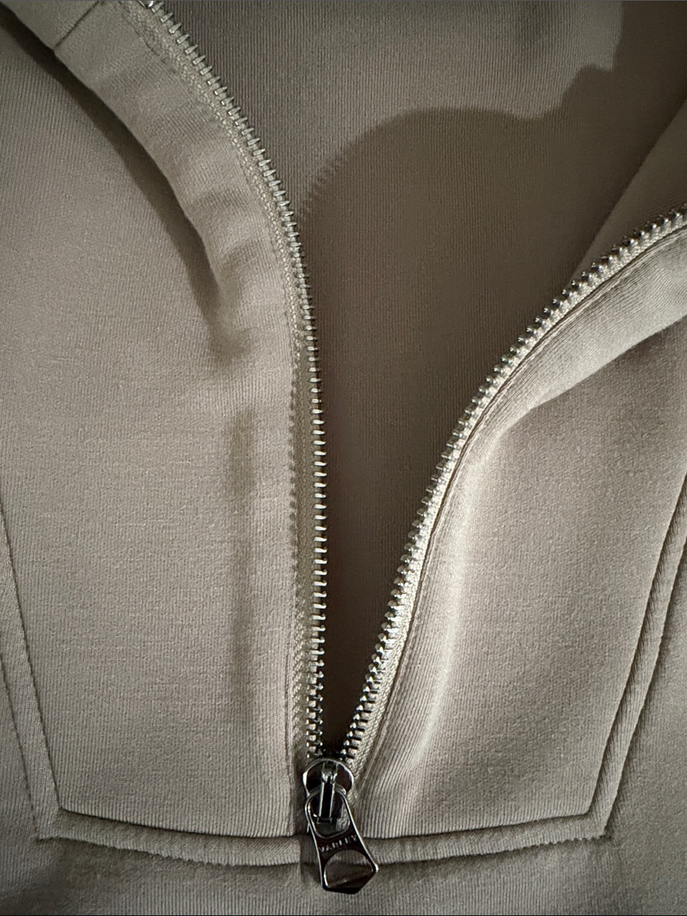 Varley Taupe Top- Zip Collar Top size medium - Picture 6 of 15